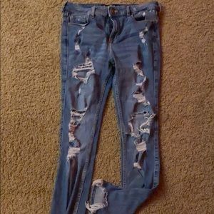 Size 11(R) hollister high rise super skinny jeans